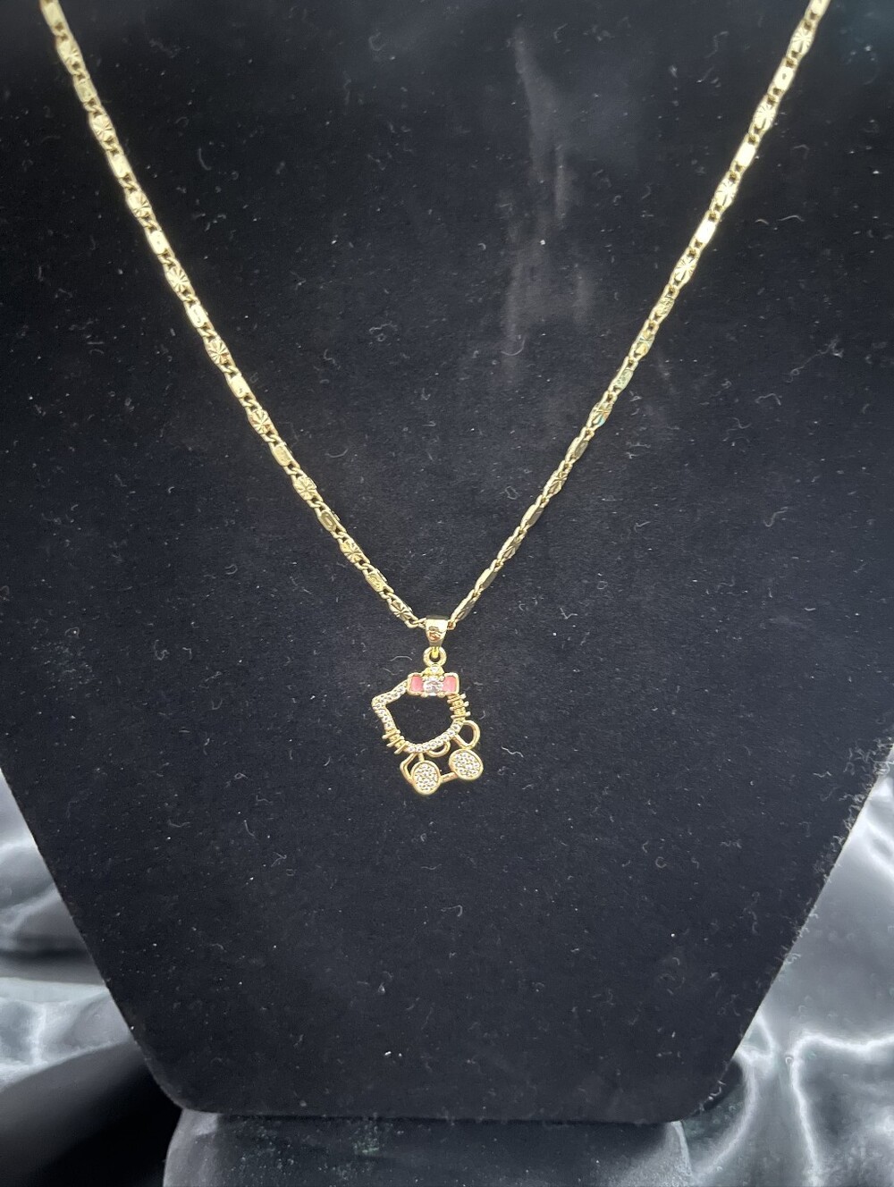 Gold-Filled Hello Kitty Pendant Necklace with Pink Bow - Women Jewelry
